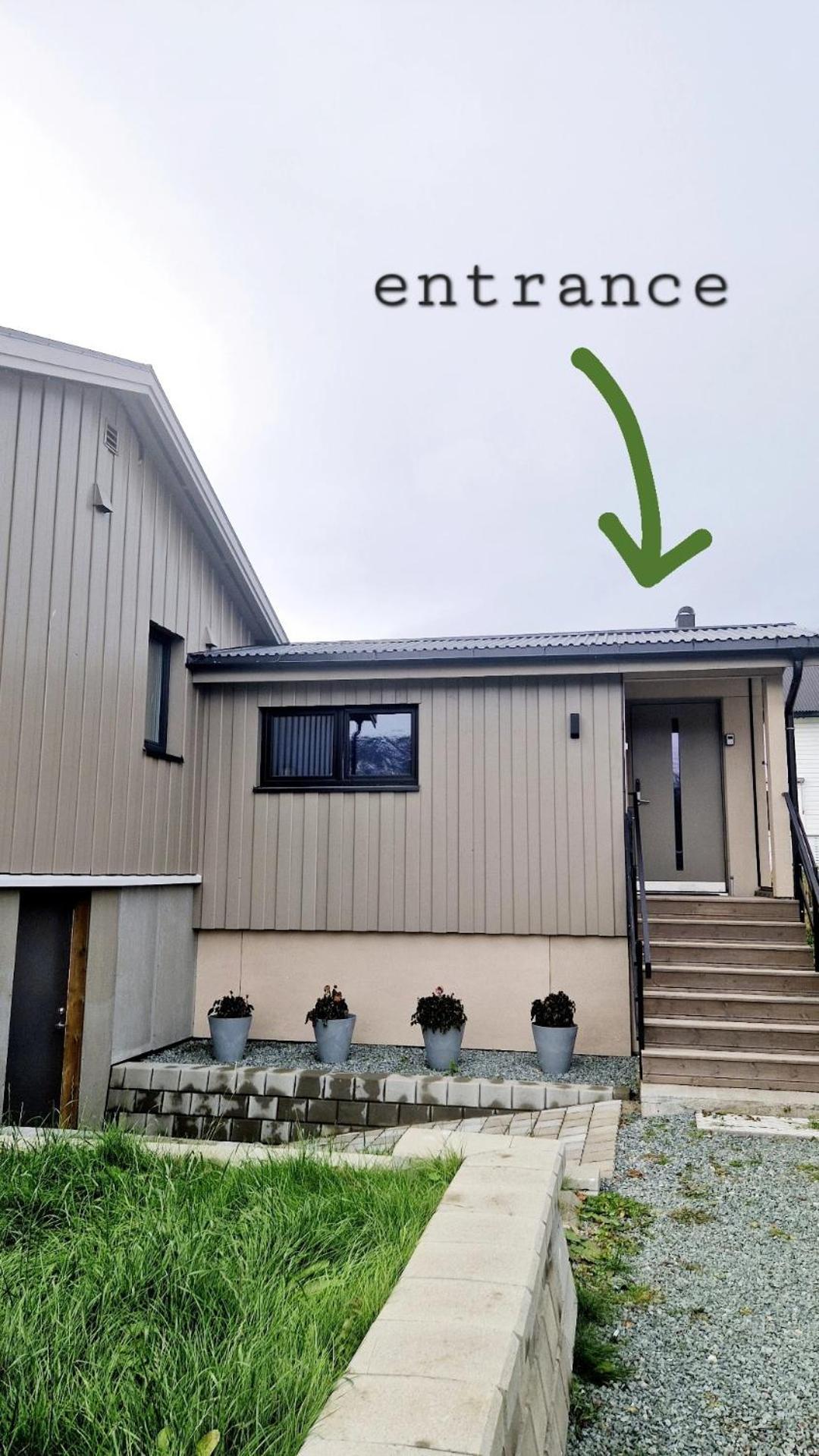 Northern Living 1 Room With Shared Bathroom Tromsø Exterior foto